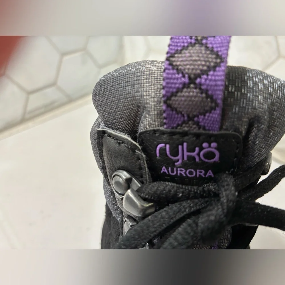 Ryka Aurora Women's Quilted High-Top Black Ankle Booties Size 7